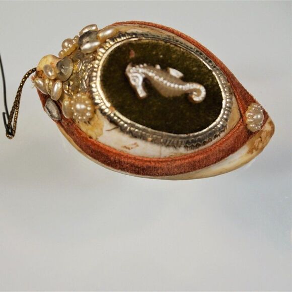 Vintage Christmas Ornament Seashell Beaded Seahorse Mica Ribbon Handmade - Picture 5 of 10